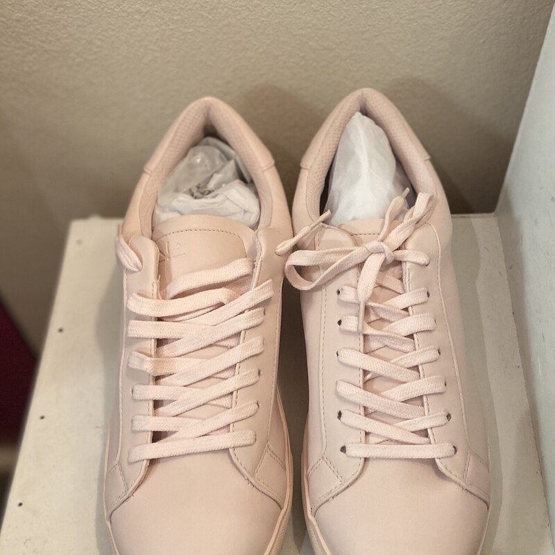 NIB Pnk Faux Lth Sneaker<br />
Pink<br />
Size: 12