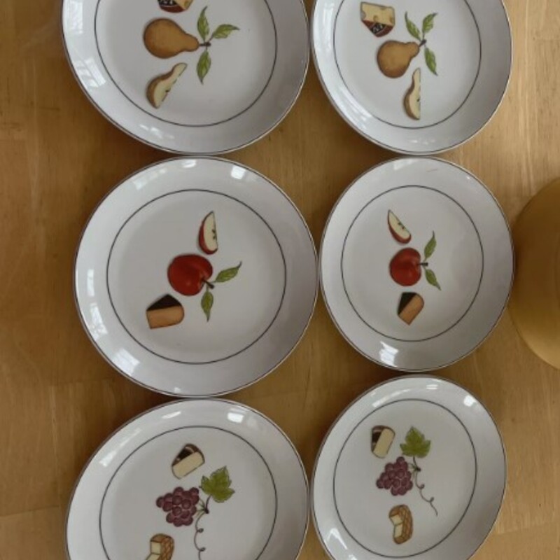 Crate & Barrel Fruit Fromage Appetizer Plates
Set of 6
White Gray Multicolored
Size: 6.5 x 6.5