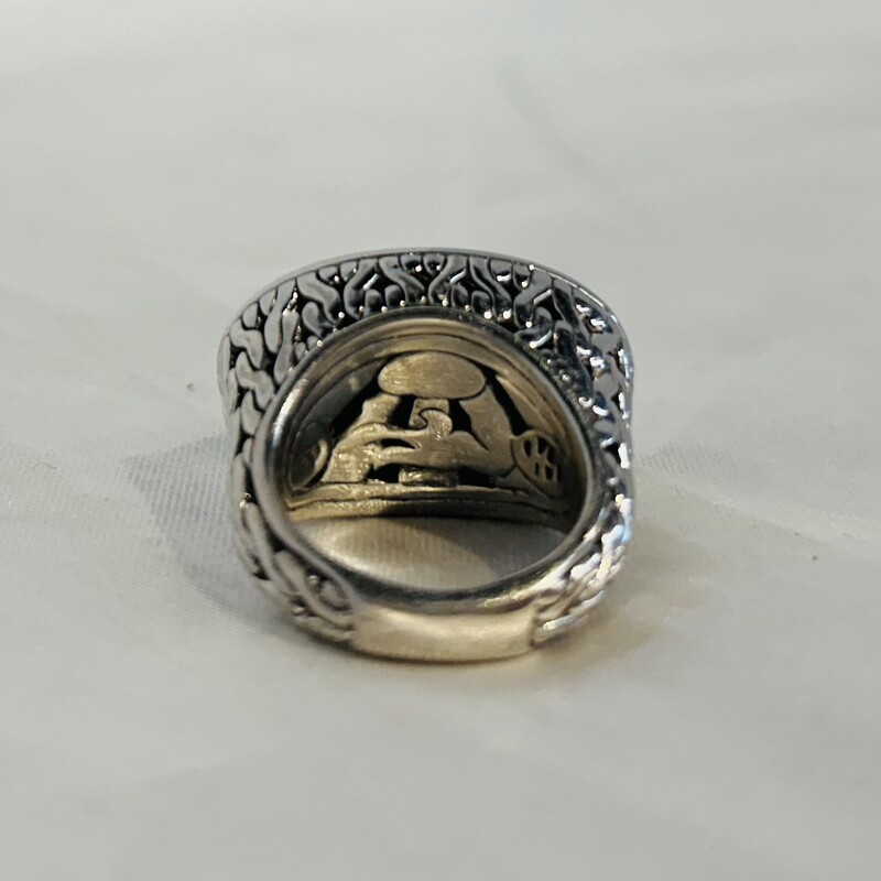 925 John Hardy Oval Ring<br />
Silver Black Size: 6.5<br />
Weight: 15.8 grams