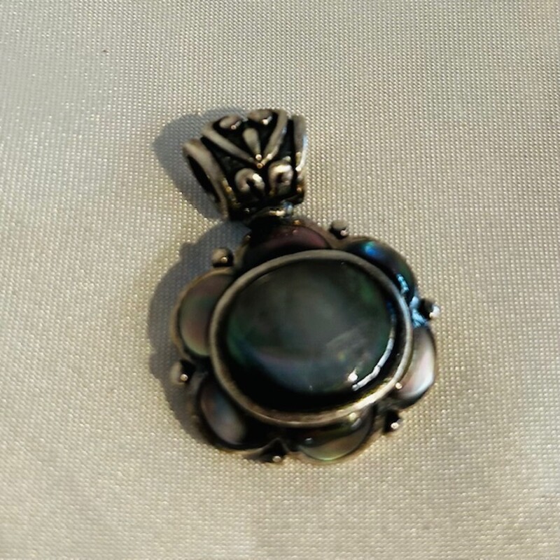 925 MOP Ornate Pendant