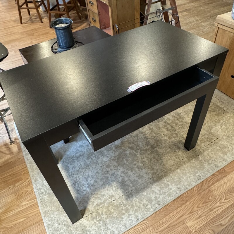 Black Desk,
Lightweight, One Drawer, Perfect for a Small Space
39 Inches Wide, 20 Inches Deep, 30 Inches High
