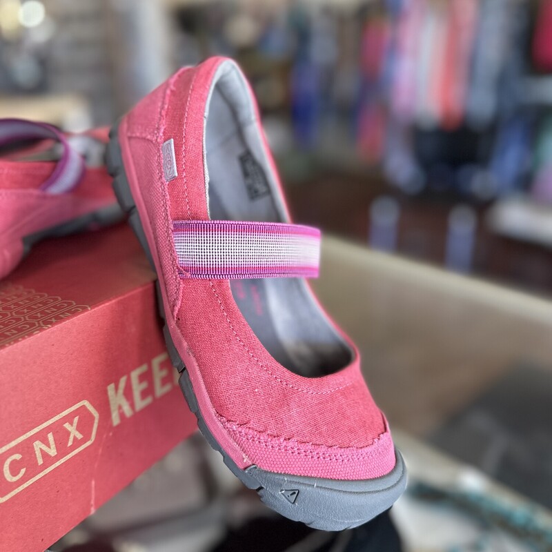 NEW Keen Mary Jane Youths, Slate Rose, Size: 5 $24.99<br />
Original Price $59.99<br />
All sales are final. No Returns<br />
Pick up within 7 days of purchas or have it shipped.<br />
Thank you for shopping with us :)