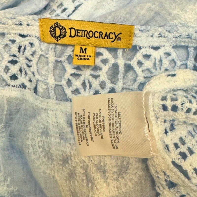 Democracy Mineral WashTop<br />
100% Cotton<br />
Crochet LaceTrim and Embroidered<br />
Blue and White<br />
Size: Medium