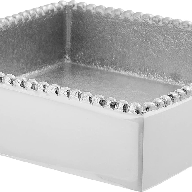 Mariposa Napkin Box
Silver Size: 6 x 6 x 1.5H
Retails: $46.00