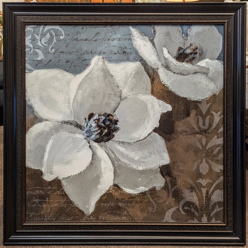 Magnolia Print
Blue Tan White in Dark Brown Frame
Size: 20x20