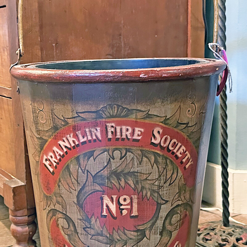 Franklin Fire Society Planter
Comes with removable plastic insert
32 In Tall x 18 In Wide x 21 In Round
