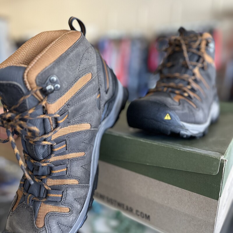 NEW Mens Hiking Boots, Brown, Size: 10 $79.99
Original Price $139.99