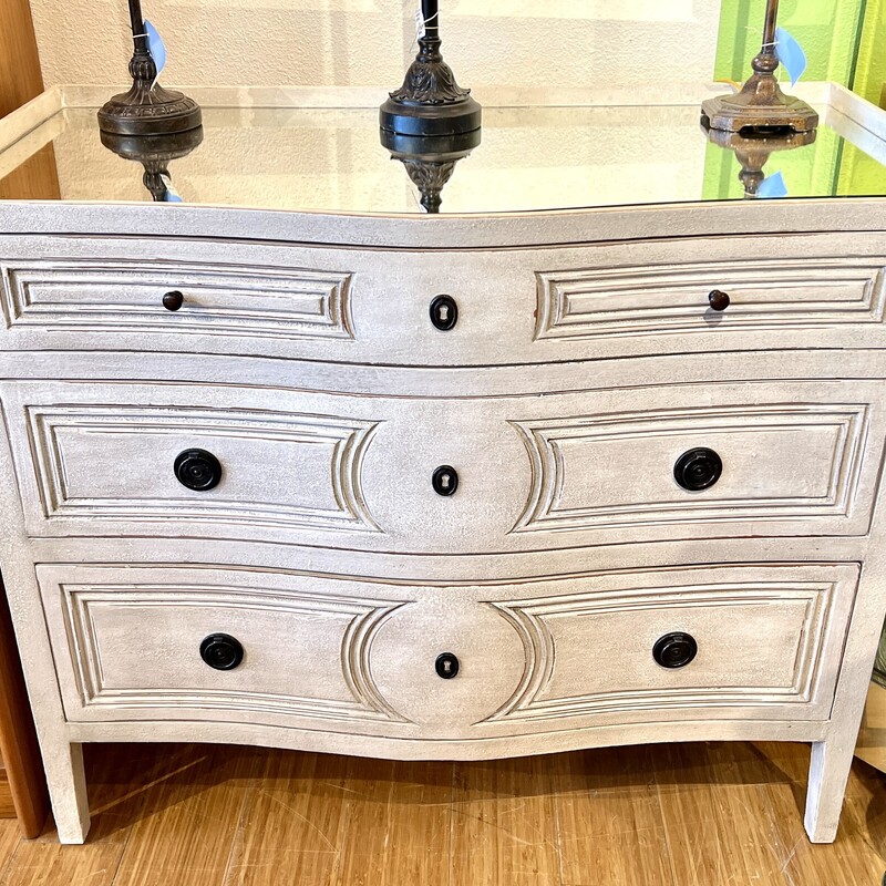 Dresser, 3 Drawers, Ines French Country, White,
Size: 39x19x34

Matching dresser available, #15100 $339