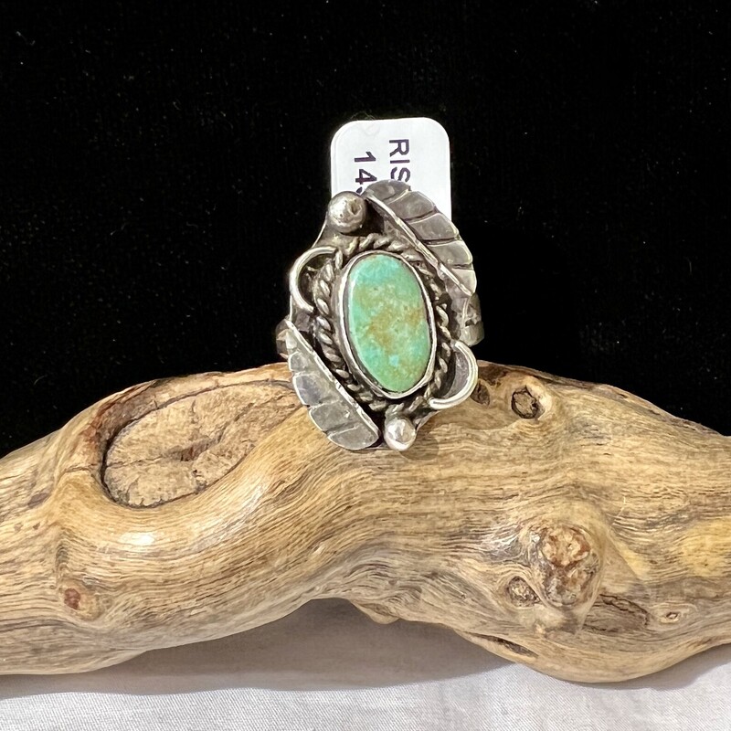 Silver tone leaves & turquoise ring