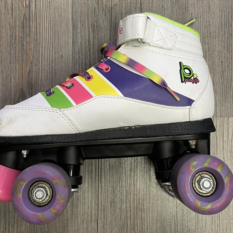 Playlife Roller Skate, Multi, Size: 3Y<br />
Scuff in the front