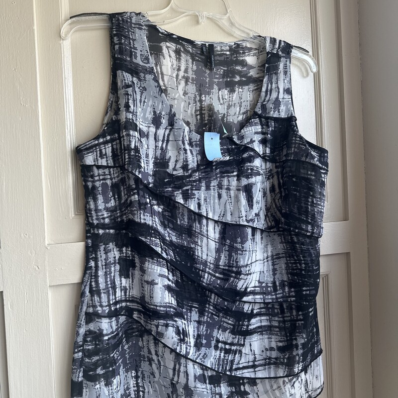 Maurices Tank NWT