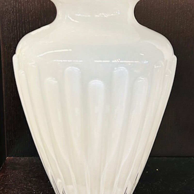 Blown Glass Line Texture Vase
White
Size: 5 x 8H