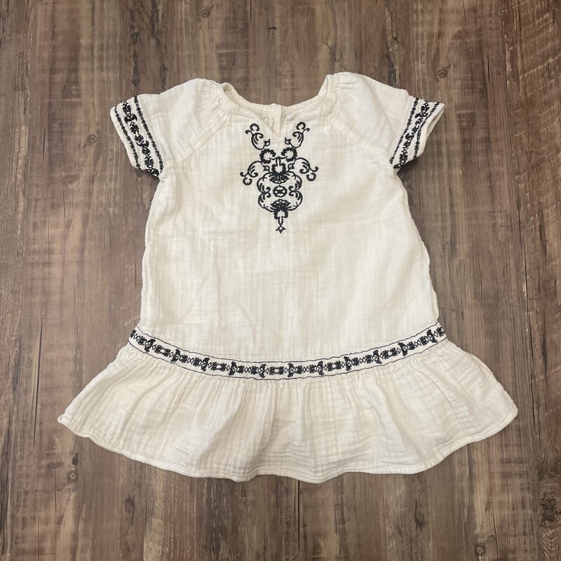 Old Navy Embroidered Tuni
