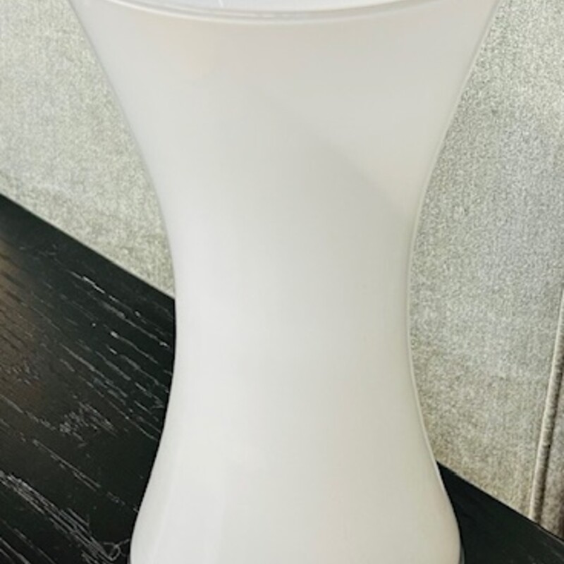 Vintage Anne Nilsson Ikea Vase
Handmade
White, Size: 6.5x12H