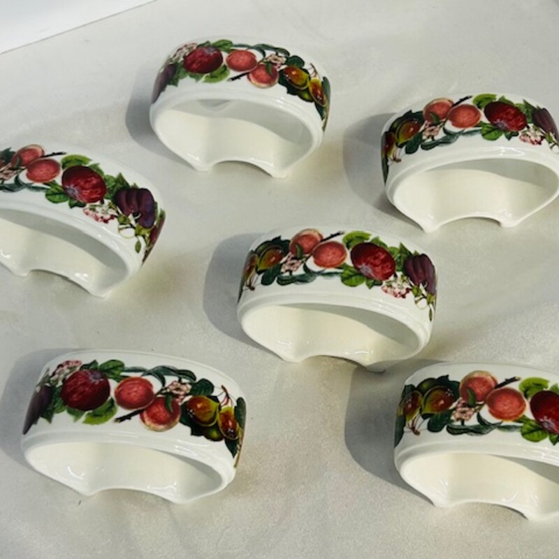 Portmeirion Fruit Napkin Rings
Set of 6
White Red Green
Size: 2.5 x 1.5