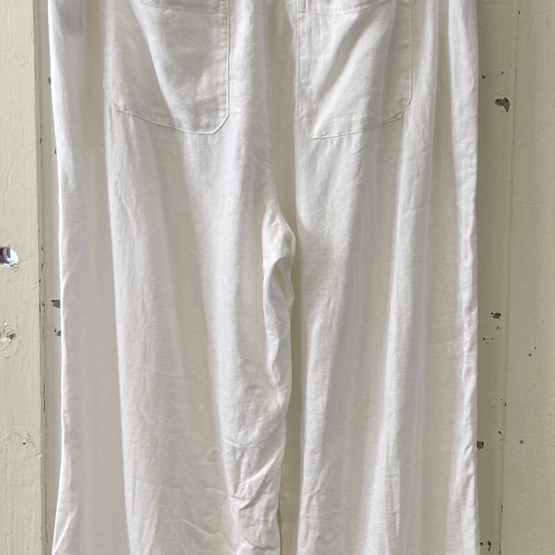 NWT White Linen Pants<br />
White<br />
Size: Large