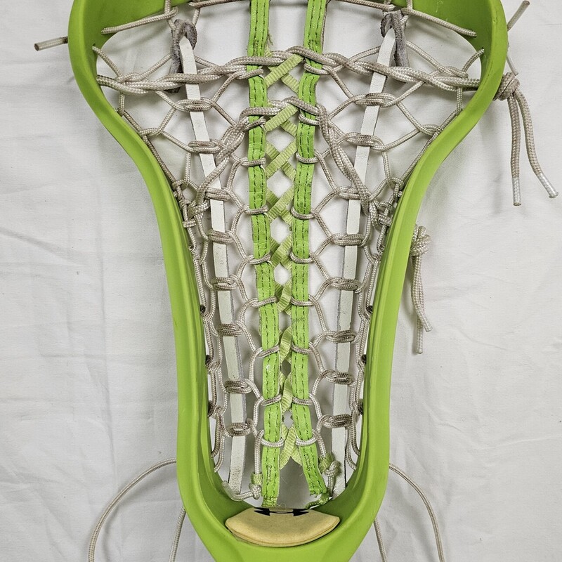 Under Armour Desire Full Womens Lacrosse Stick, pre-owned. Lime green.