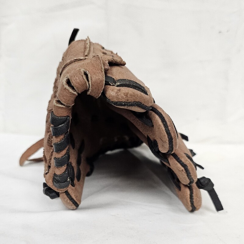 Mizuno Prosepct Baseball Glove, Right Hand Throw, Size: 10in, pre-owned, Broken in!
