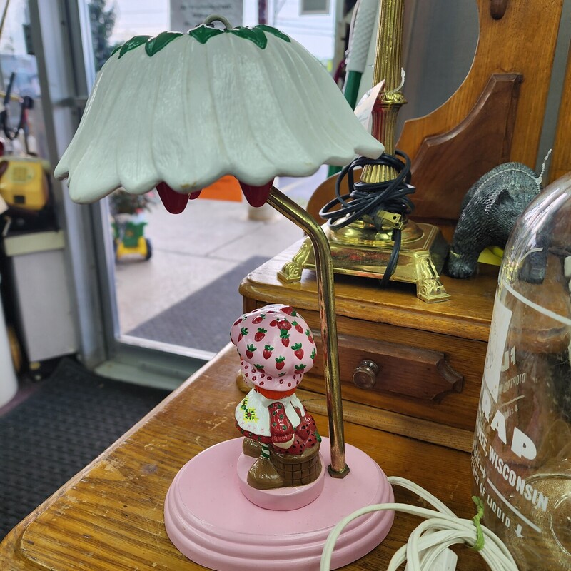 Strawberry Shortcake, Ceramic, Size: Lamp