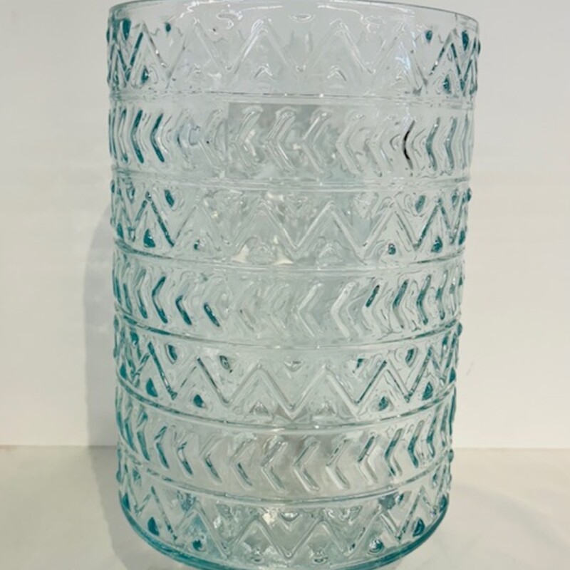 Textured Glass Hurricane Candleholder
Clear Size: 7 x 11.5H