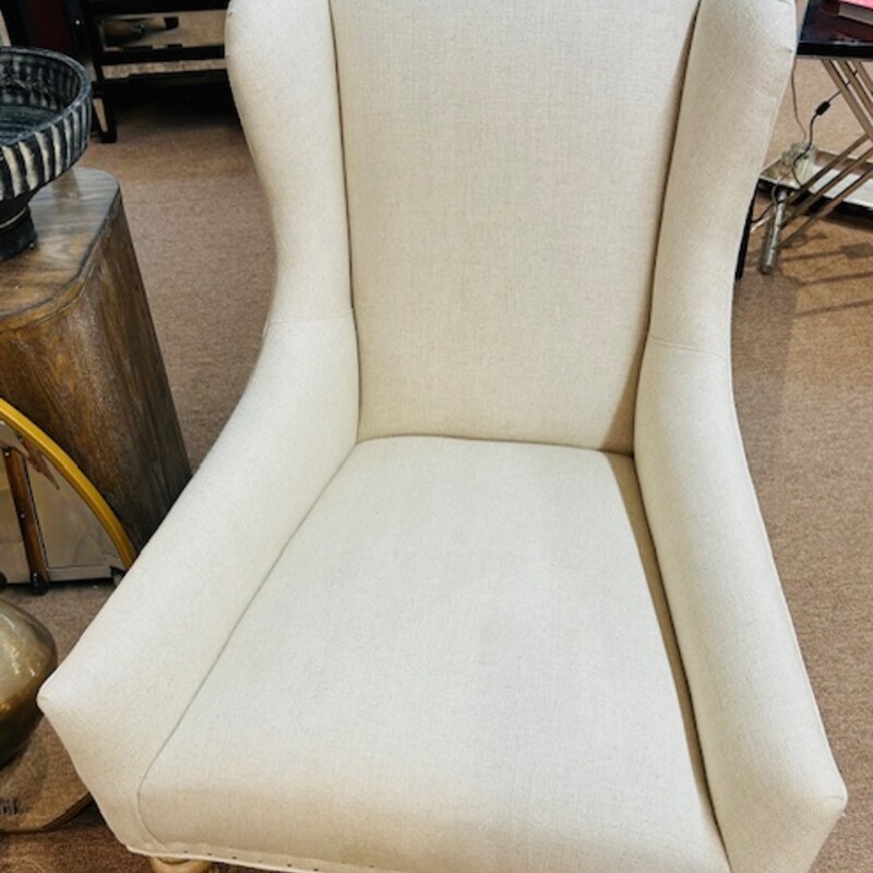 Lee Herringbone Chair
Flax Cream Herringbone Pattern
Size: 30x33x38H
Mfg Lee Industries North Carolina
Retail $2500