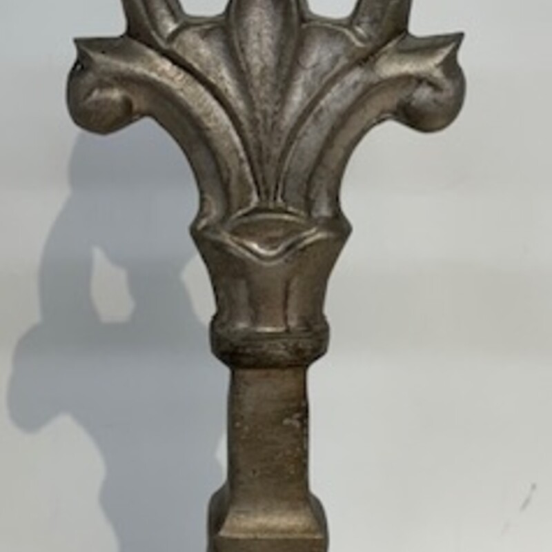 Bombay Metal Finial
Silver, Size: 3x14H