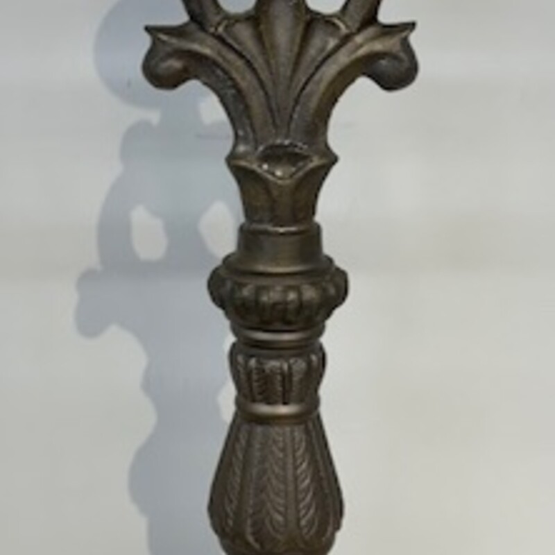 Bombay Metal Ornate Candleholder
Silver, Size: 3.5x22H