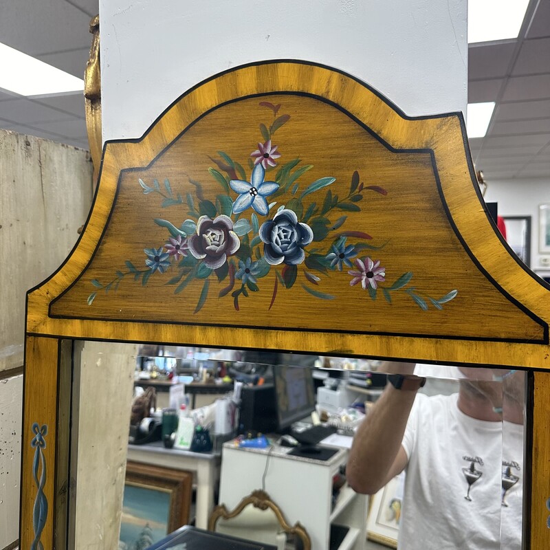 Handpainted Chest/Vanity with Mirror, Floral Design<br />
Size: 40x33x16