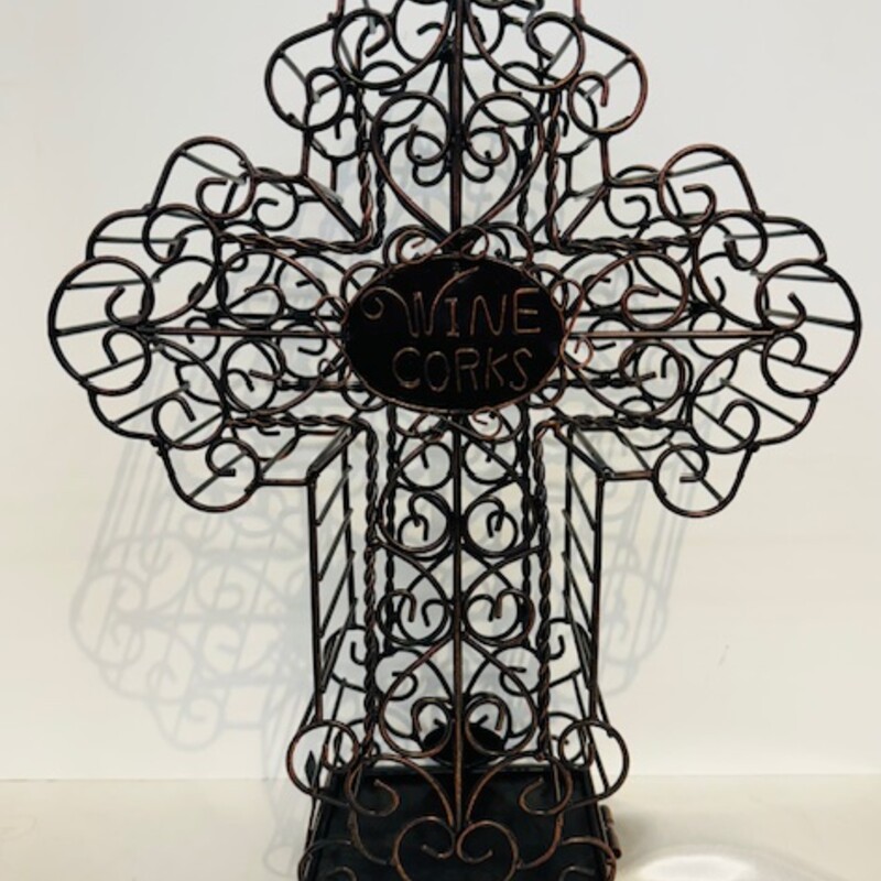 Metal Cross Wine Cork Holder
Brown
Size: 10.5x15H