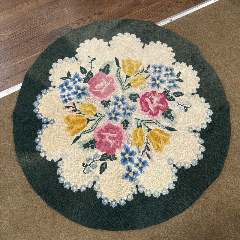 Wool Hooked Rug Green Floral
Handmade
54 Inches Round