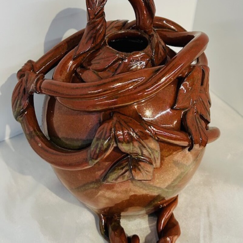 Sandy Miller Pottery Birdhouse
Red Brown Size: 7 x 8H