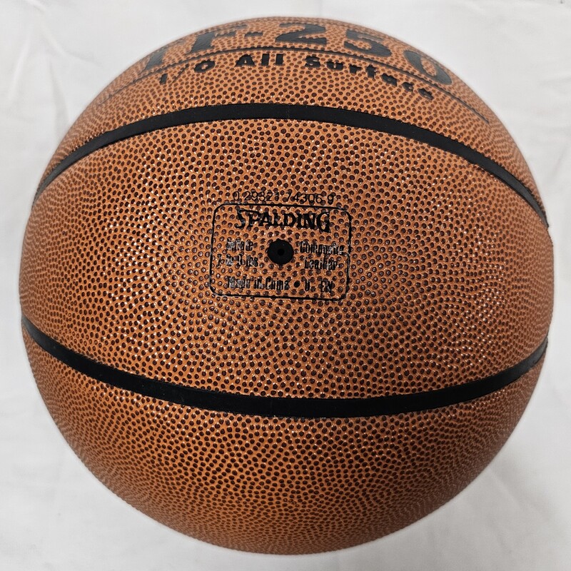Spalding TF-250 I/O Indoor/ Outdoor Basketball, Size: 29.5in., pre-owned