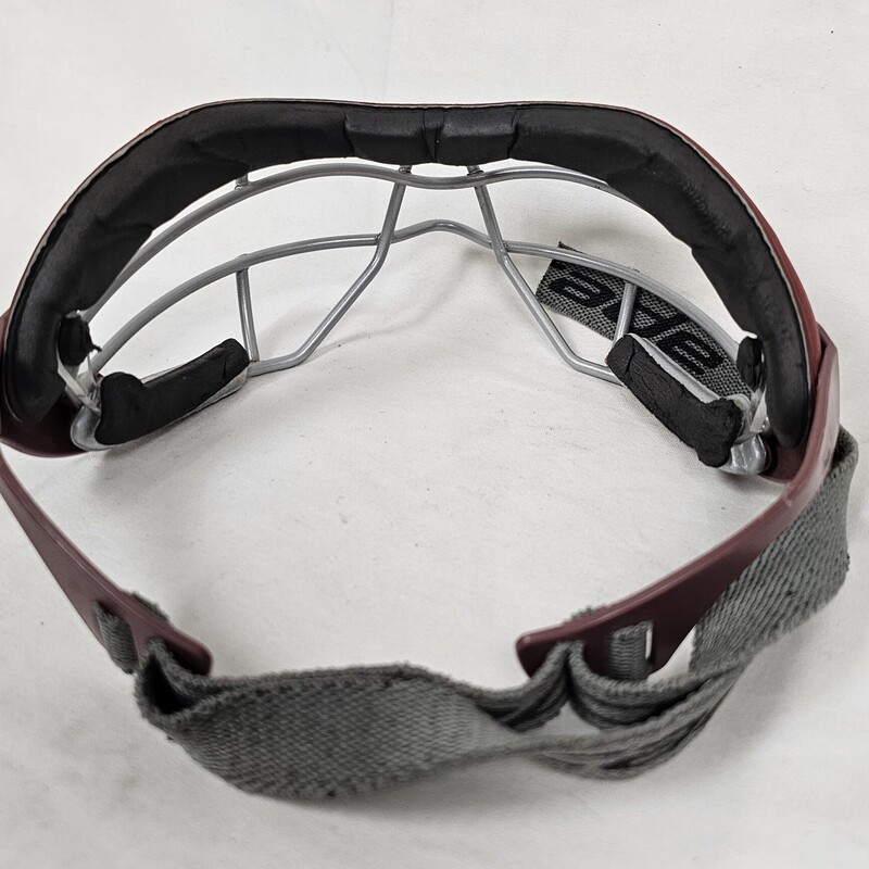 Cascade Iris Pro Adult Lacrosse Goggles, Maroon, adjustable strap.  Can be used with some glasses. pre-owned