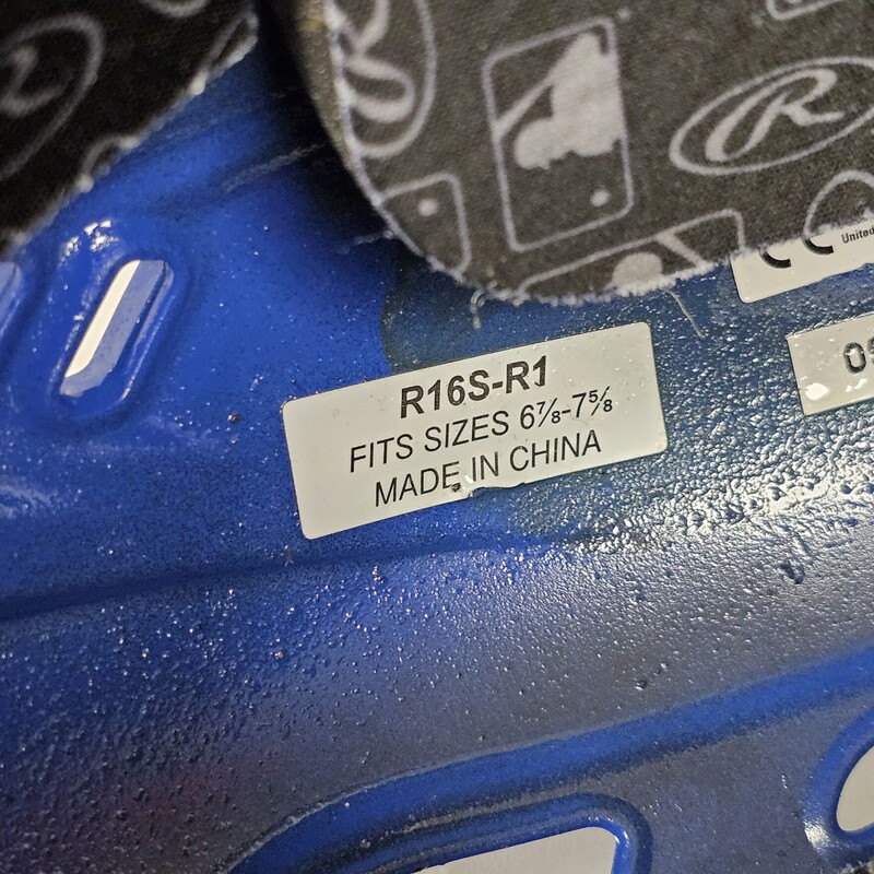 Rawlings R16 Series Matte Royal Batting Helmet, Size: 6-7/8 - 7-5/8, pre-owned