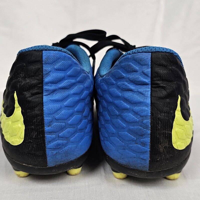 Nike Hypervenom Soccer Cleats, Size: 5.5, pre-owned