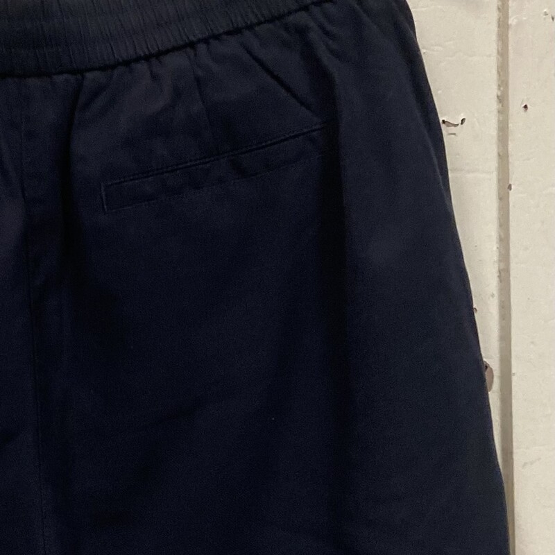 Navy Elastic Tie Shorts<br />
Navy<br />
Size: Medium