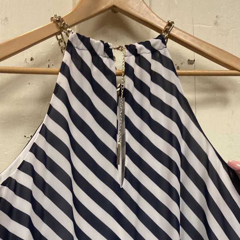 Nvy/wht Stripe Dress<br />
Nvy/wht<br />
Size: Medium