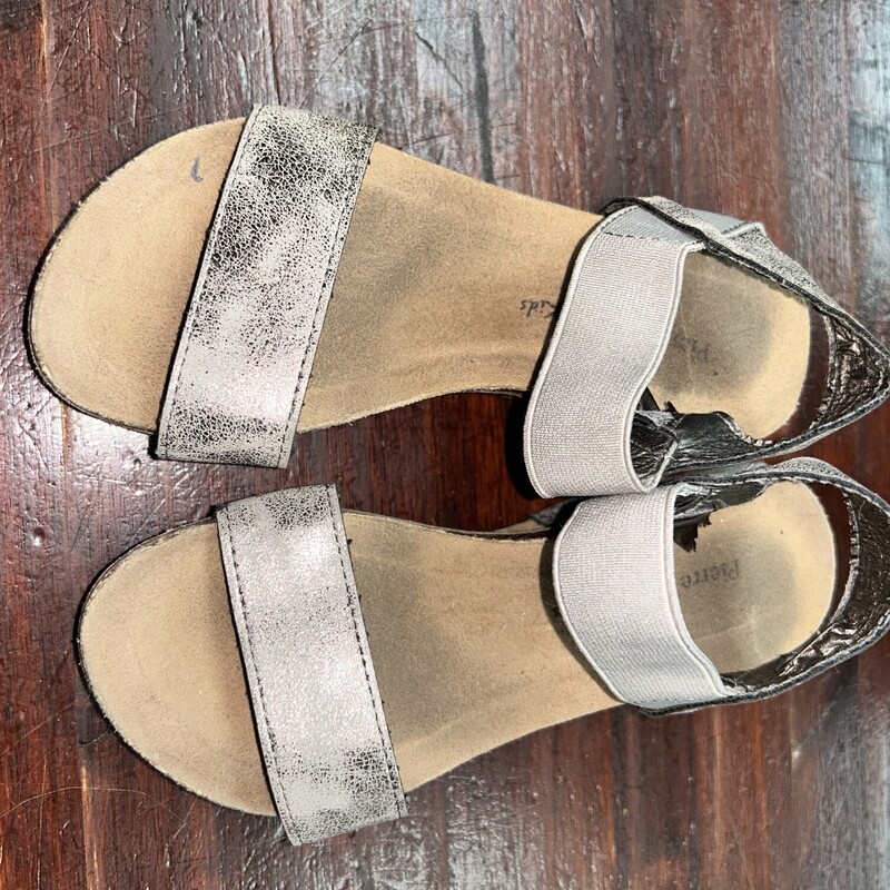 11 Grey Wedge Sandals, Grey, Size: Shoes 11