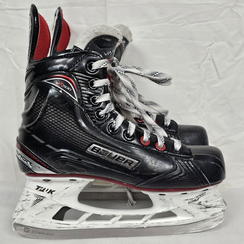 Bauer Vapor X500 Junior Hockey Skates, Skate Size: 4, Shoe Size: 5, pre-owned