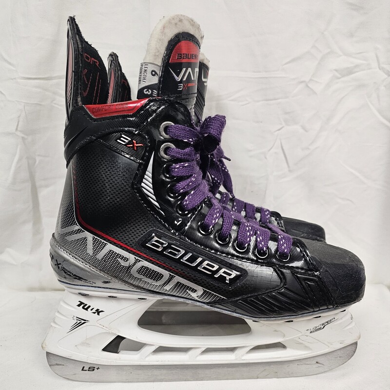 Bauer Vapor 3X Intermediate Hockey Skates, Size: 6,  Fit 3 (Wide), pre-owned