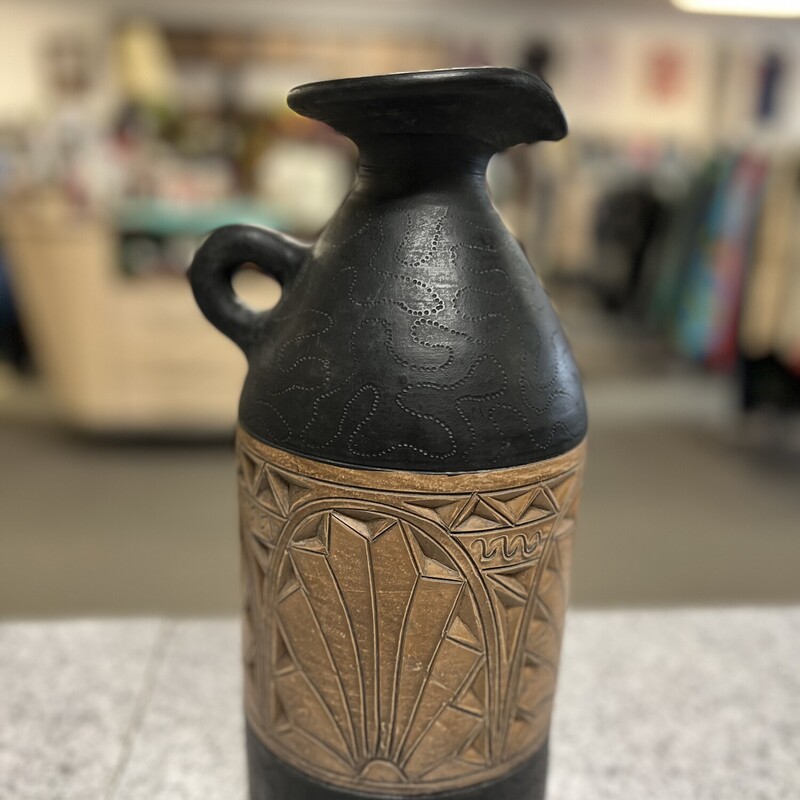 Black/brown Vase