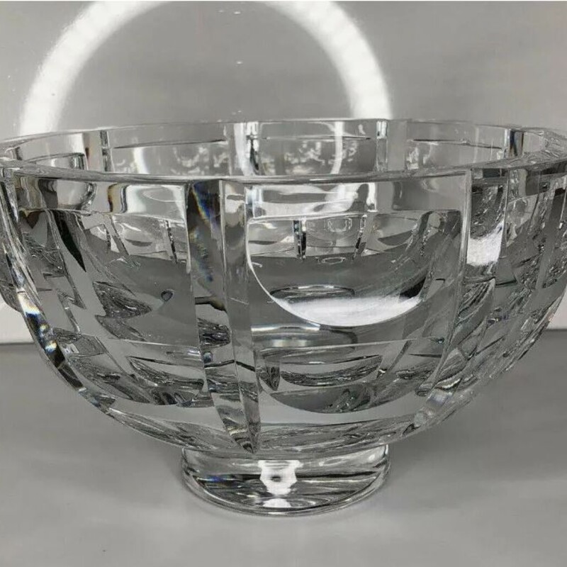 Orrefors Thousand  Windows Bowl
Clear Size: 9.5 x 5.5H