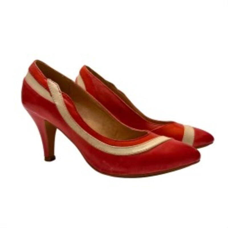 Miz Mooz Milan Pumps<br />
Leather Uppers<br />
Colors:  Red, Pink and Cream<br />
Size: 7