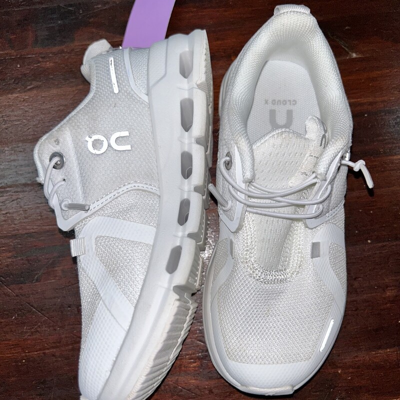 13 White Tennis Shoes