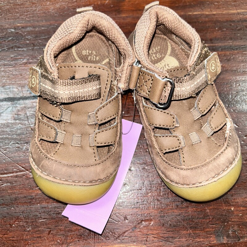 4.5 Brown Velcro Shoes, Brown, Size: Shoes 4.5