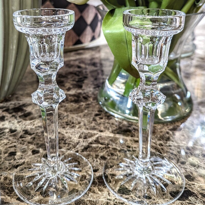 Rogasta Candlestick
Set of 2
Clear
Size: 3 x 6H