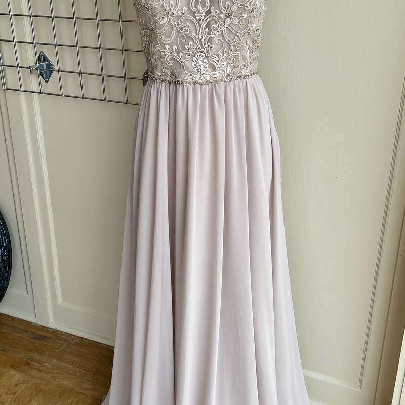 Morilee Chiffon Beaded, Tan, Size: 14
All Sales Are Final. No Returns

Pick Up In Store Within 7 Days of Purchase
OR
Have It Shipped

Thanks For Shopping With Us :-)