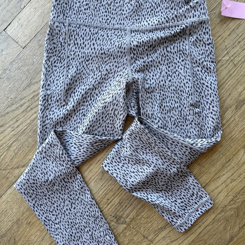 Athleta Athletic Capri Leggings, Speckled, Size: XS

new whitout the tags

All Sales Are Final. No Returns

Pick Up In Store Within 7 Days of Purchase
OR
Have It Shipped

Thanks For Shopping With Us :-)