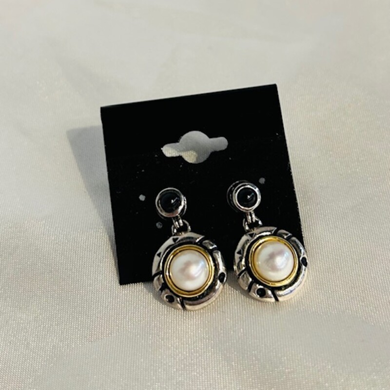 10k 925 John Atencio Pearl Dangle Post Earrings
Silver Gold White Size: 1L