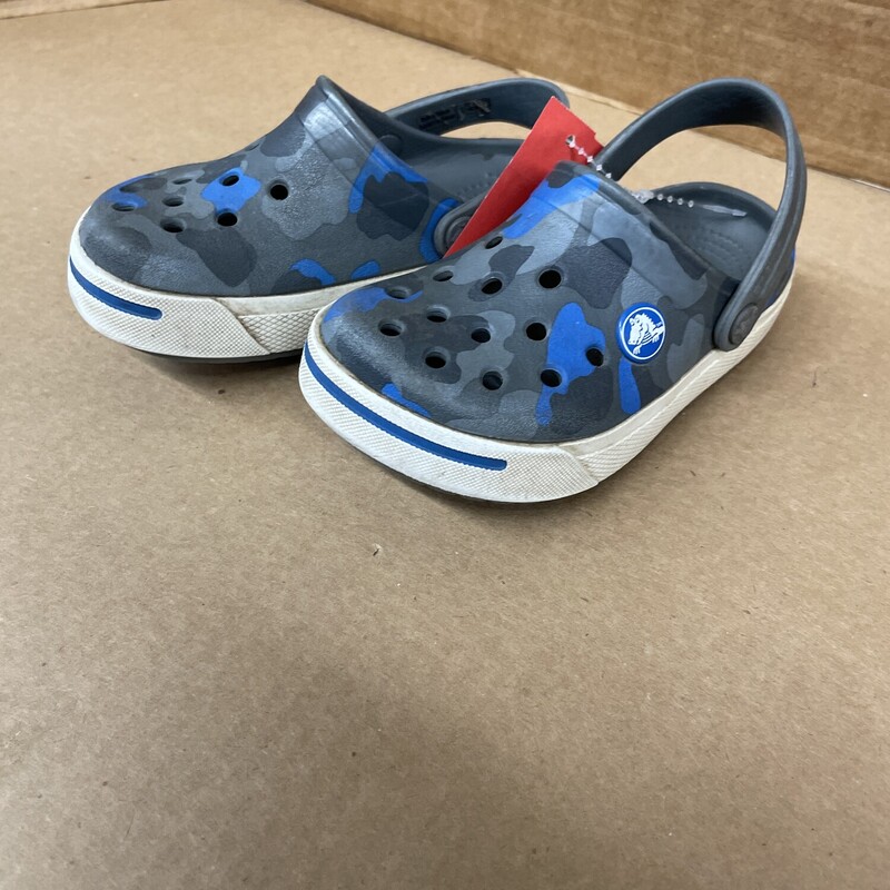 Crocs, Size: 8-9, Item: Shoes